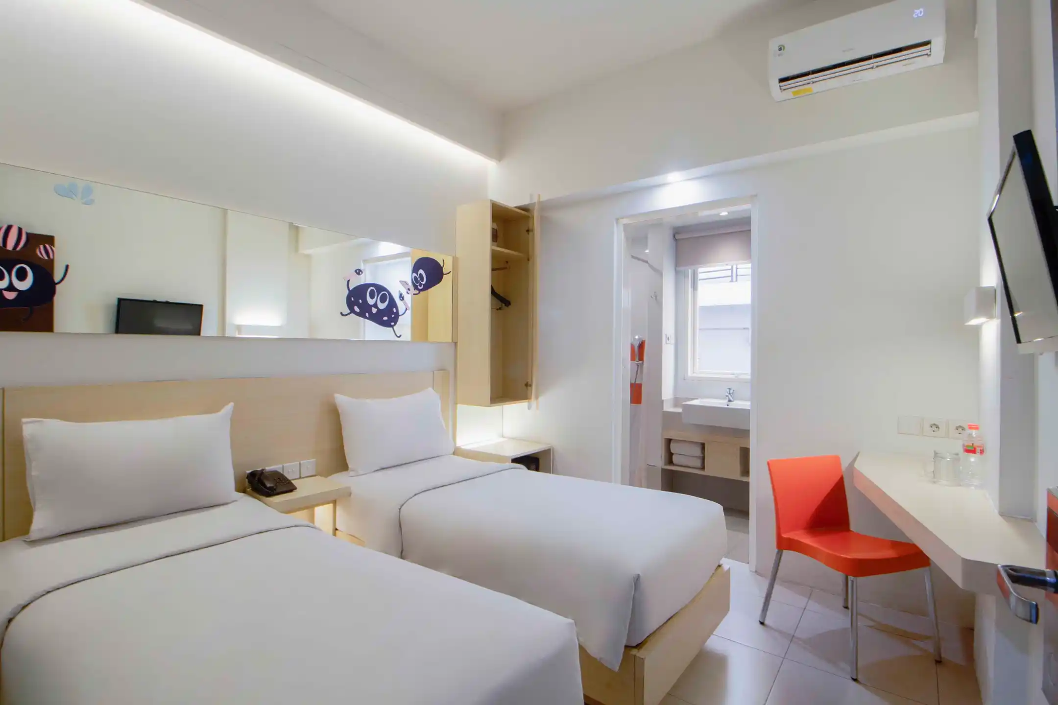 Biz Room